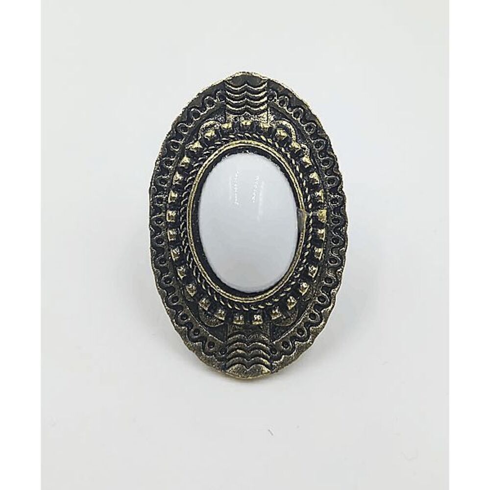 Ladies White Aztec Ring - Picture 5 of 7